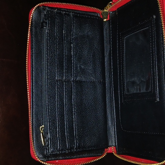 Betsey Johnson Red and Gold Bow Wristlet Wallet with Removable Strap - Picture 5 of 12